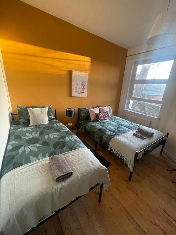 Contemporary Private Rooms Near Central London Exteriör bild
