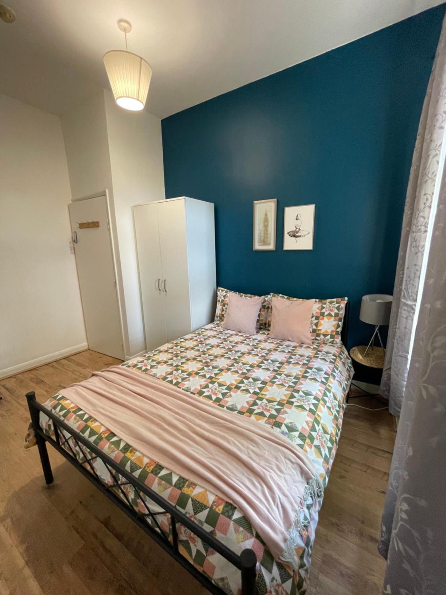 Contemporary Private Rooms Near Central London Exteriör bild