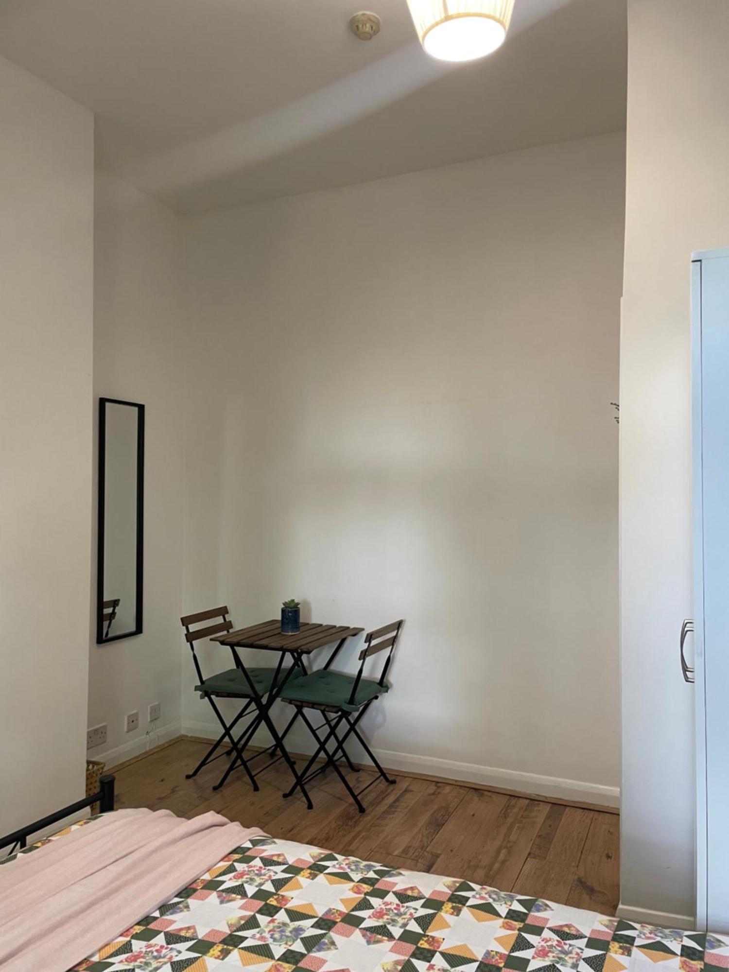 Contemporary Private Rooms Near Central London Exteriör bild