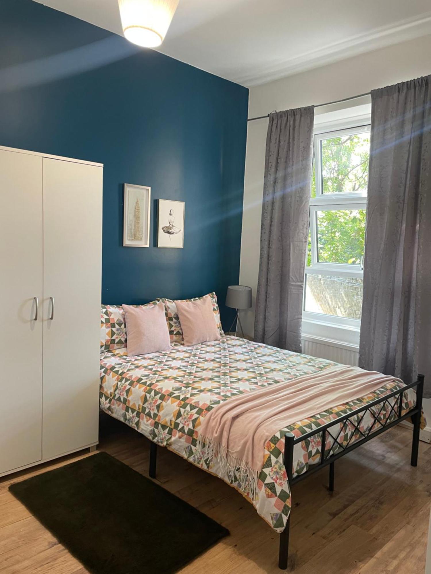Contemporary Private Rooms Near Central London Exteriör bild