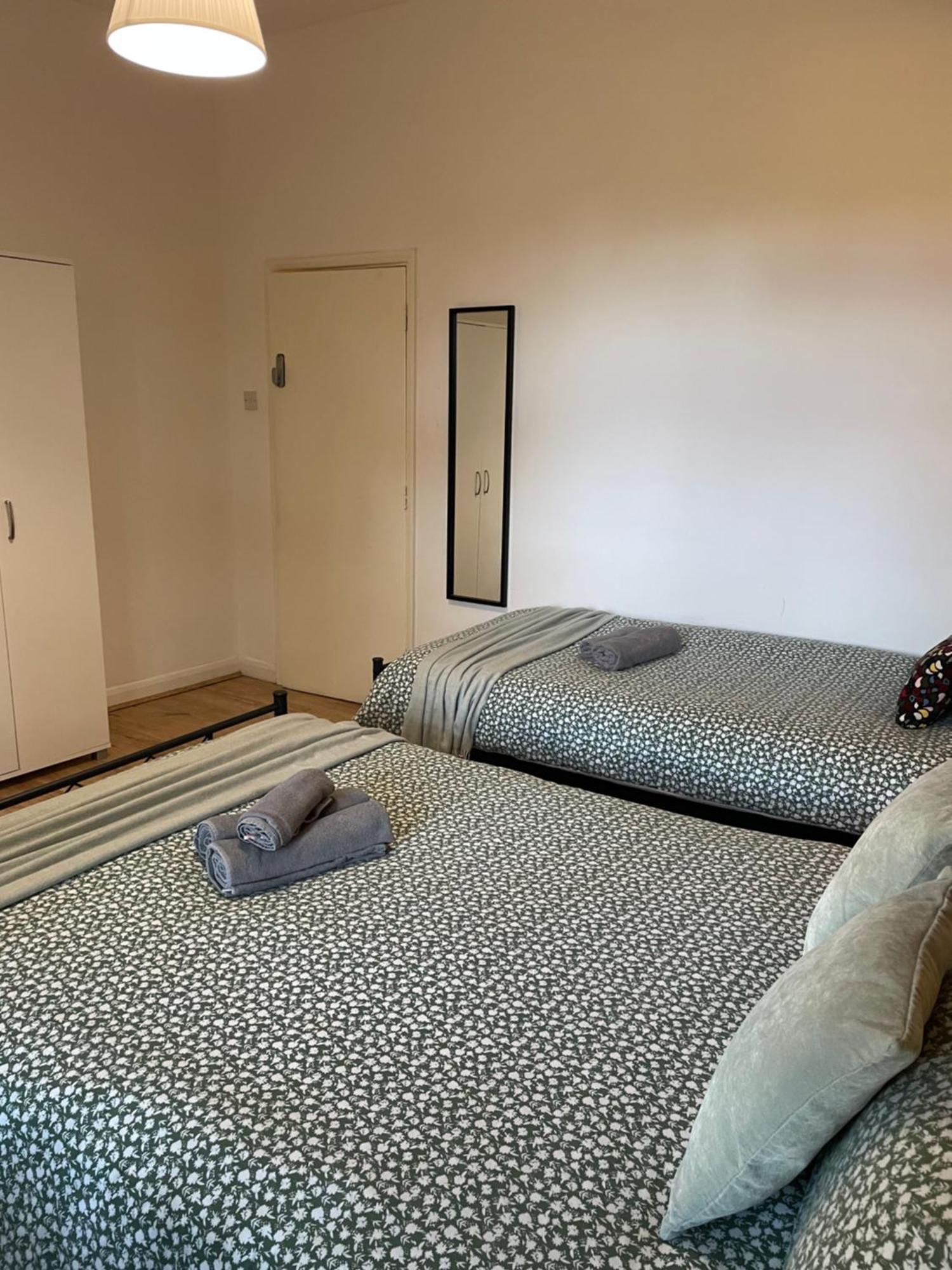 Contemporary Private Rooms Near Central London Exteriör bild