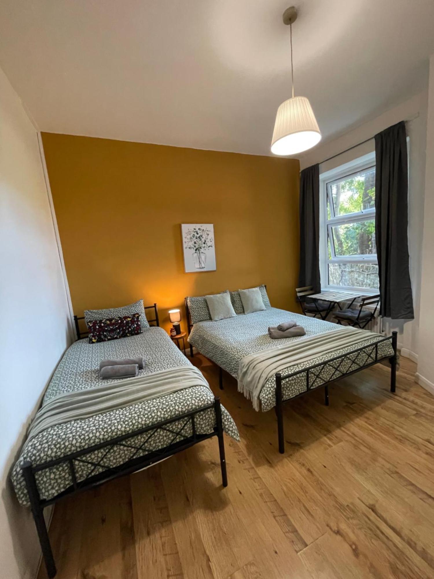 Contemporary Private Rooms Near Central London Exteriör bild