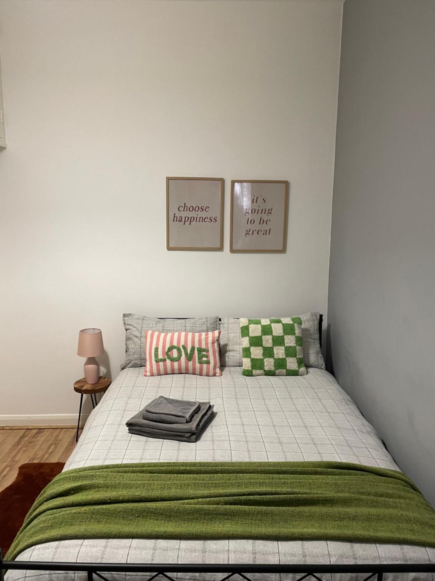 Contemporary Private Rooms Near Central London Exteriör bild