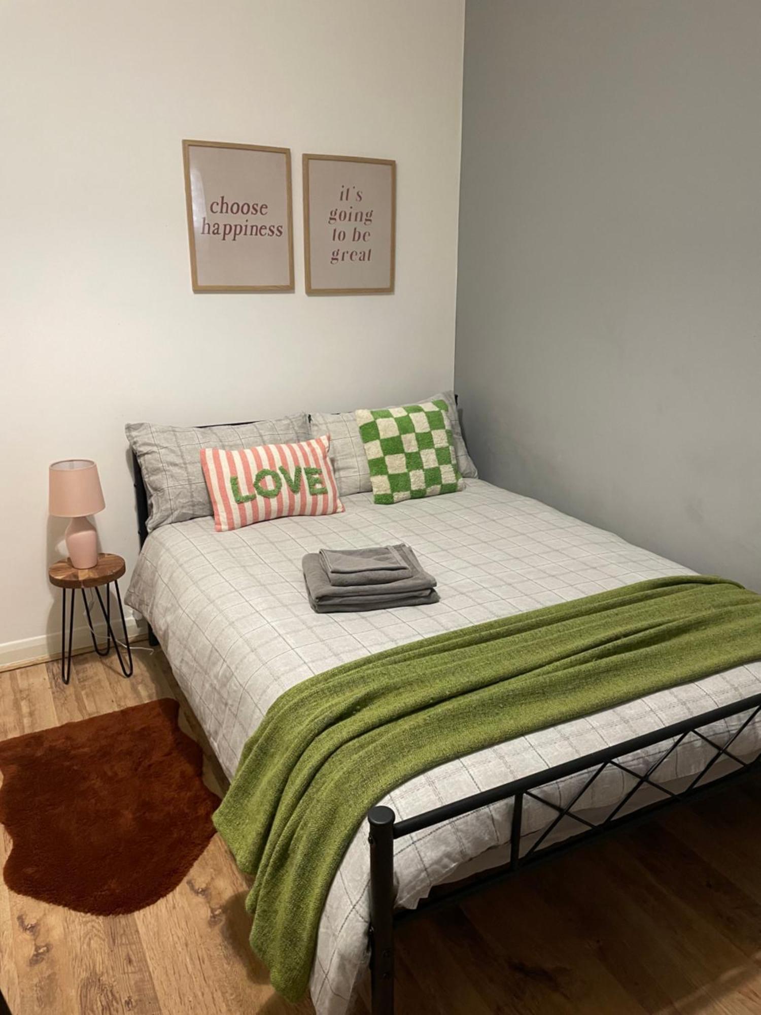 Contemporary Private Rooms Near Central London Exteriör bild